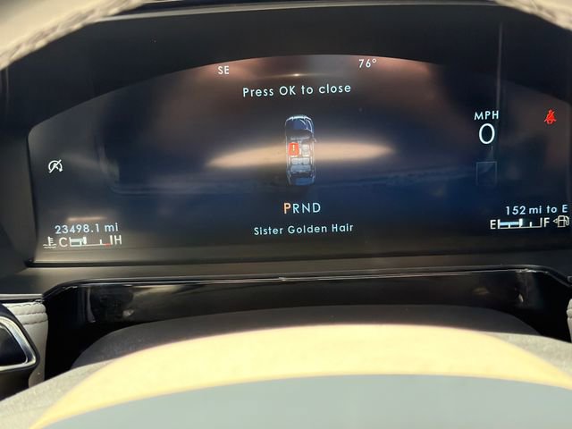 Used 2025 Lincoln Corsair AWD w/ Equipment Group 101A image 18