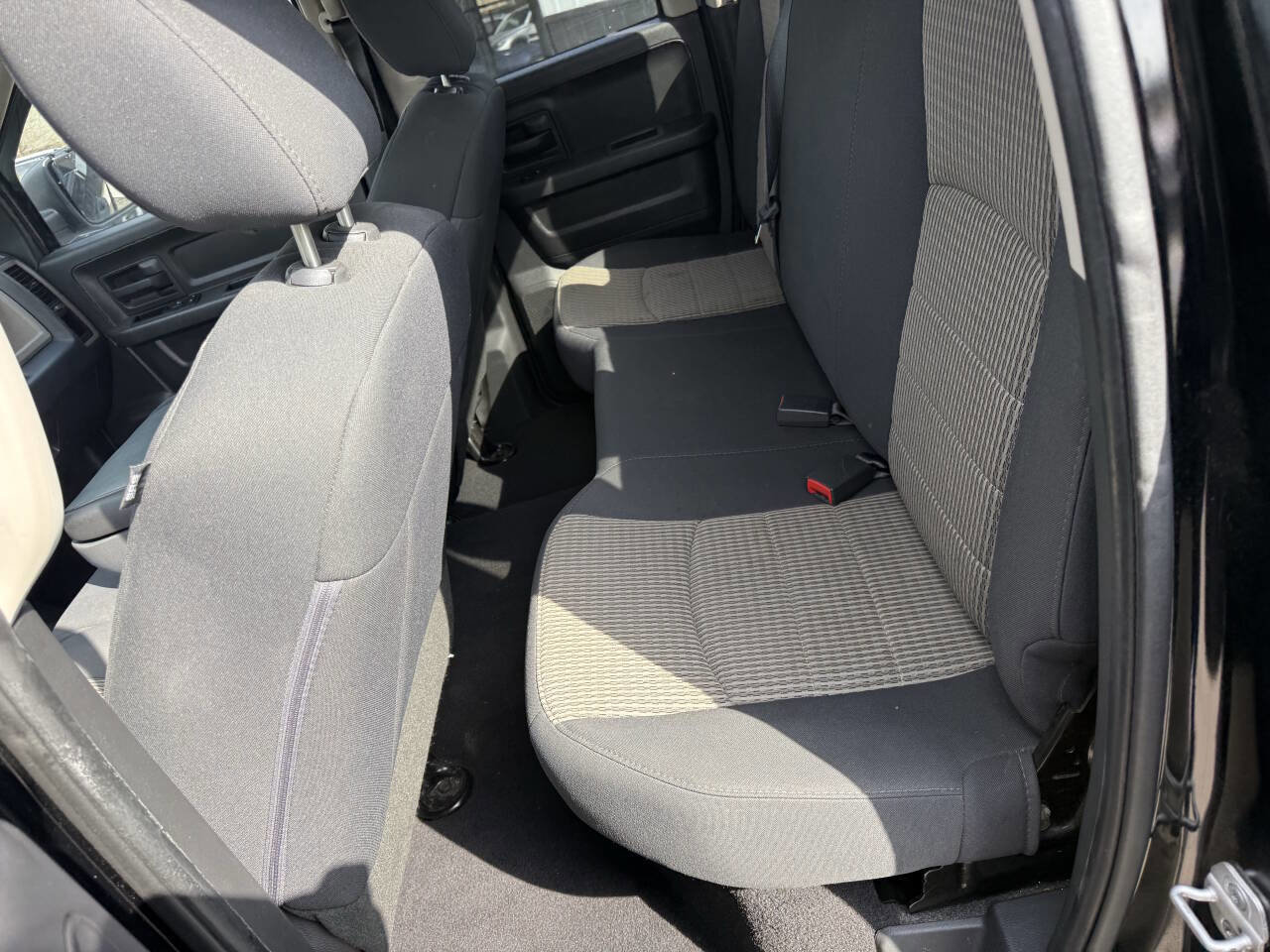 Used 2012 RAM 1500 Express image 21