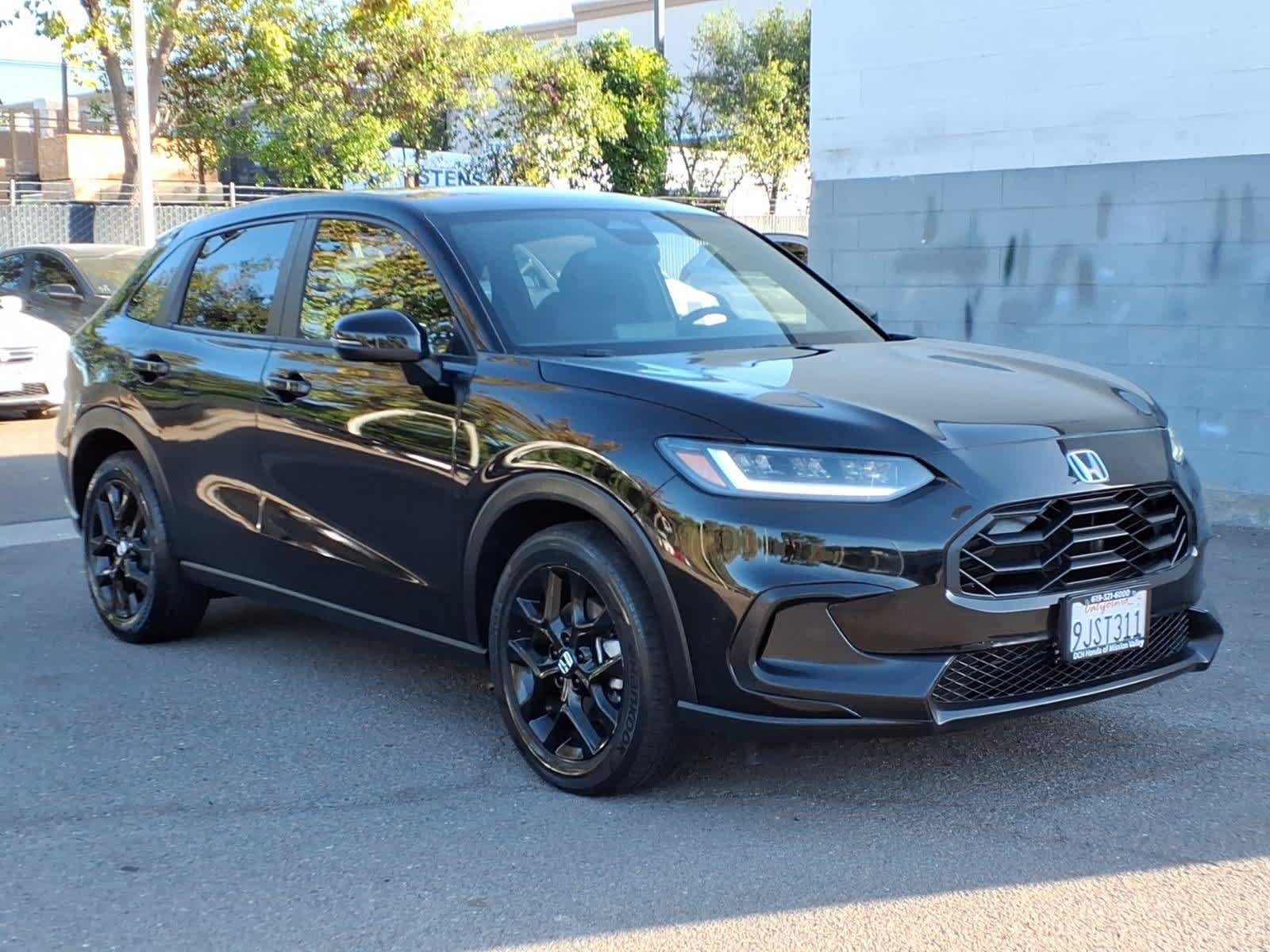 Used 2024 Honda HR-V Sport image 3