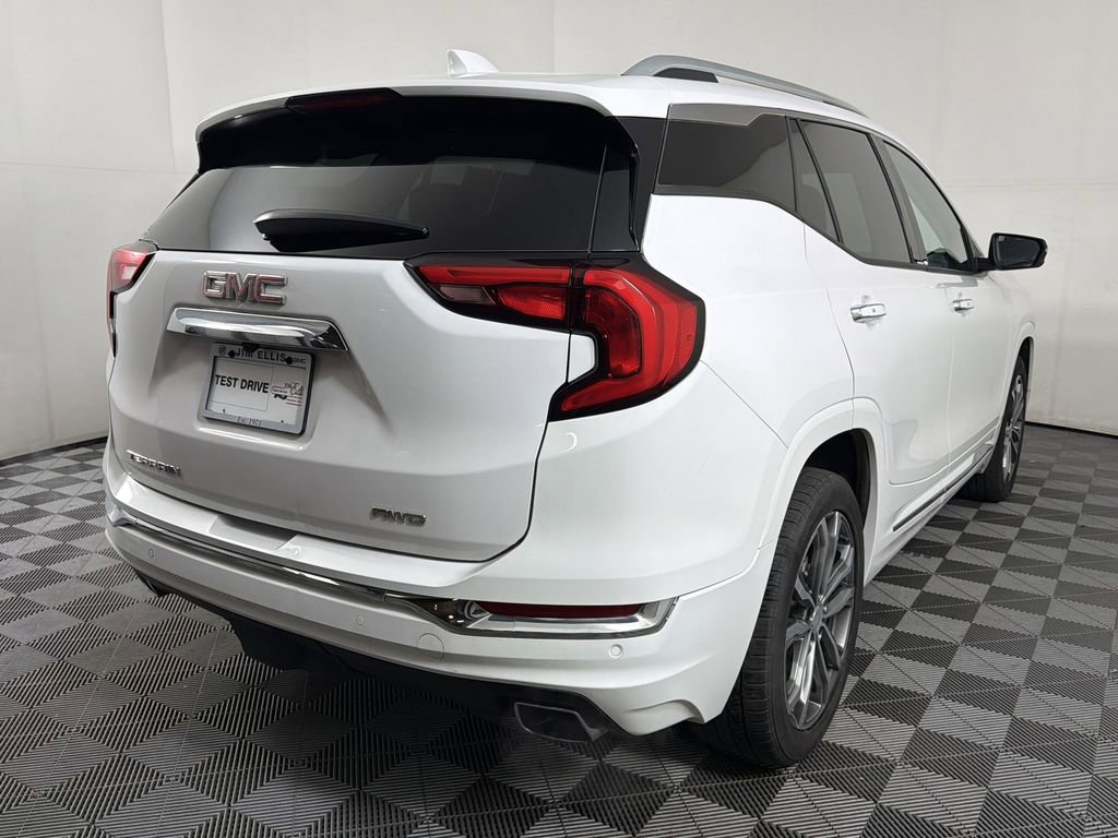 Used 2018 GMC Terrain Denali w/ Advanced Safety Package image 6