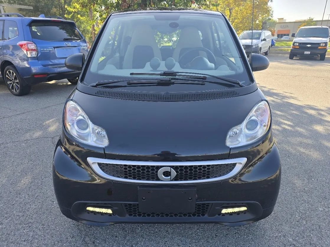 Used 2016 smart fortwo electric drive RWD image 2