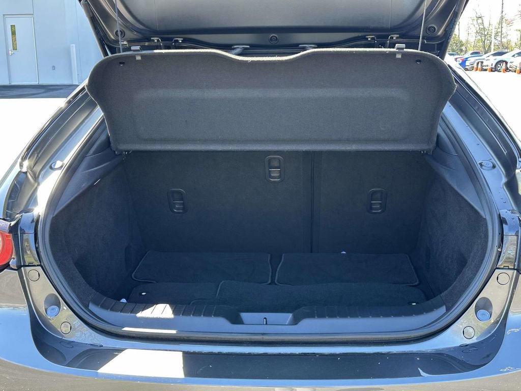 Used 2023 MAZDA MAZDA3 s image 8