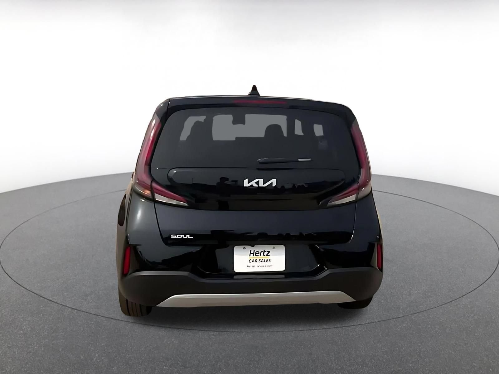 Used 2025 Kia Soul LX w/ LX Technology Package FWD image 12