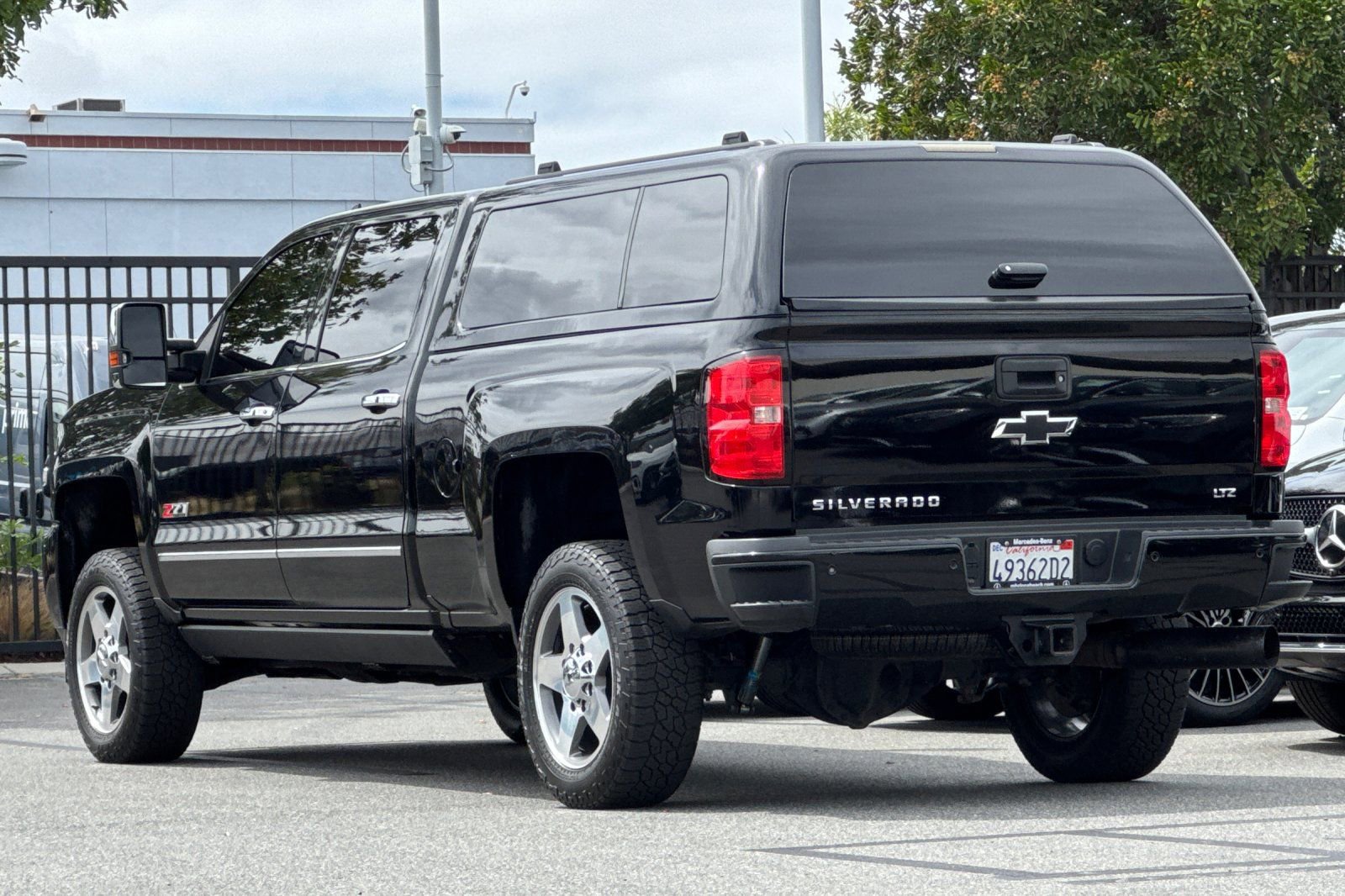 Used 2016 Chevrolet Silverado 2500 LTZ w/ Duramax Plus Package AWD/4WD image 6