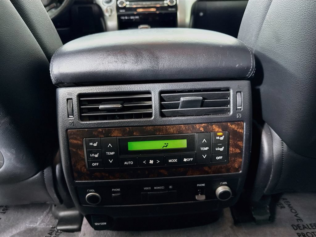 Used 2013 Toyota Land Cruiser AWD/4WD image 33