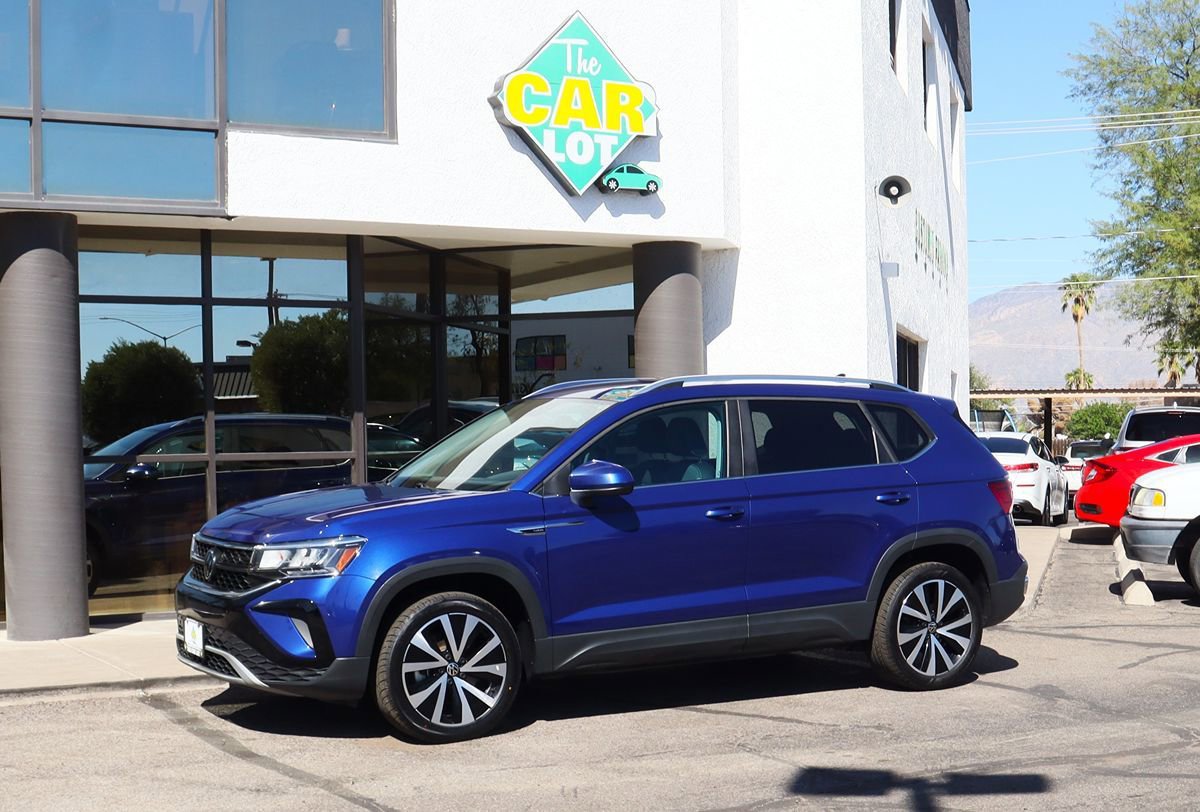 Used 2023 Volkswagen Taos SE FWD image 7