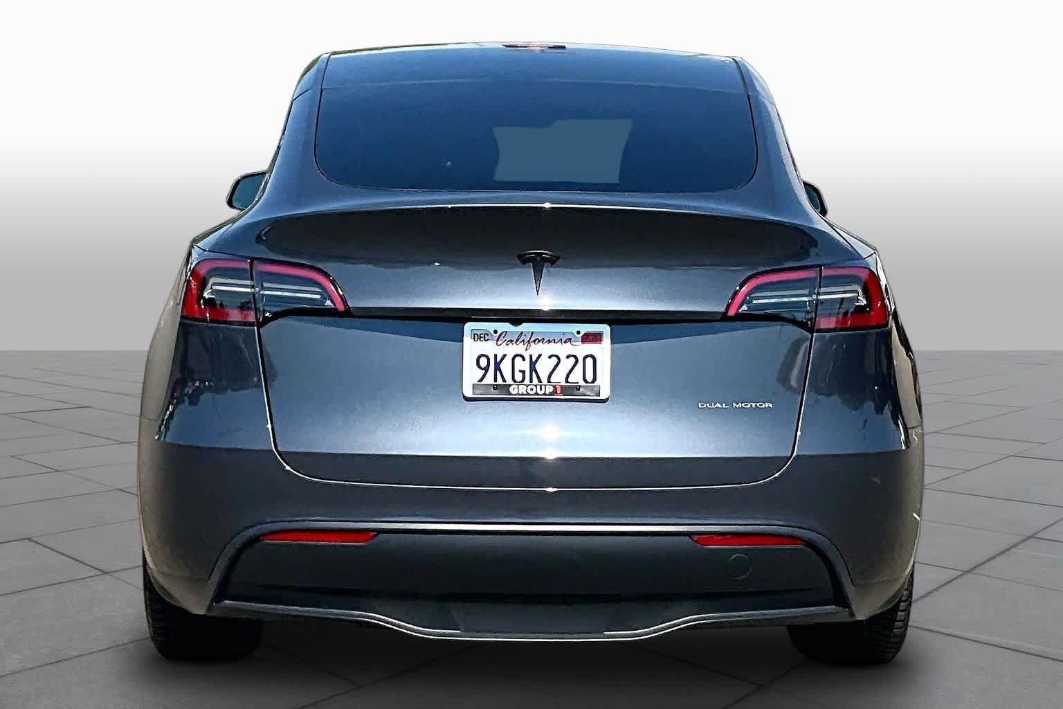 Used 2023 Tesla Model Y Long Range AWD/4WD image 4