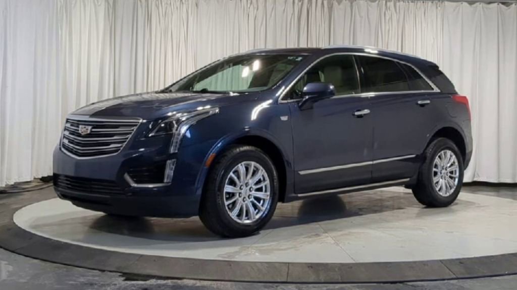 Used 2019 Cadillac XT5 Base image 5