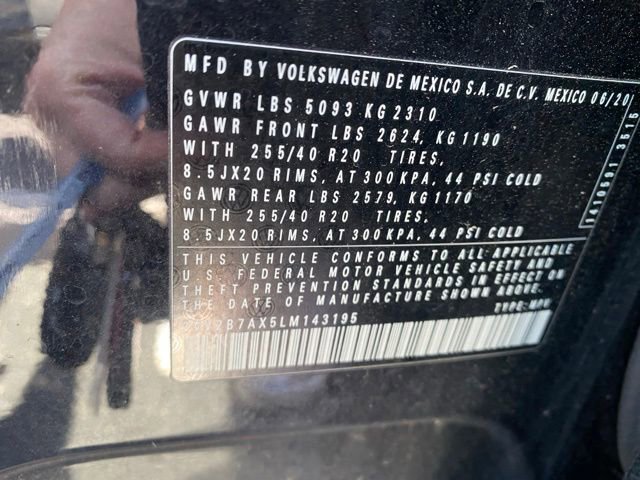 Used 2020 Volkswagen Tiguan SE R-Line AWD/4WD image 7