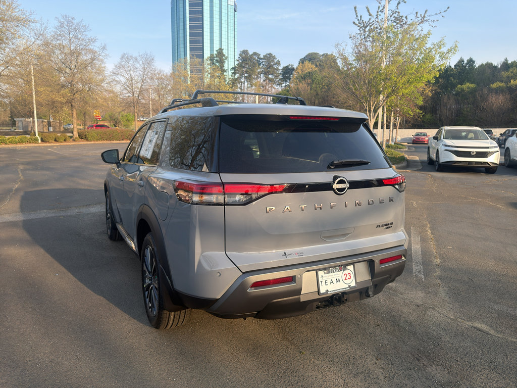 New 2026 Nissan Pathfinder Platinum image 5