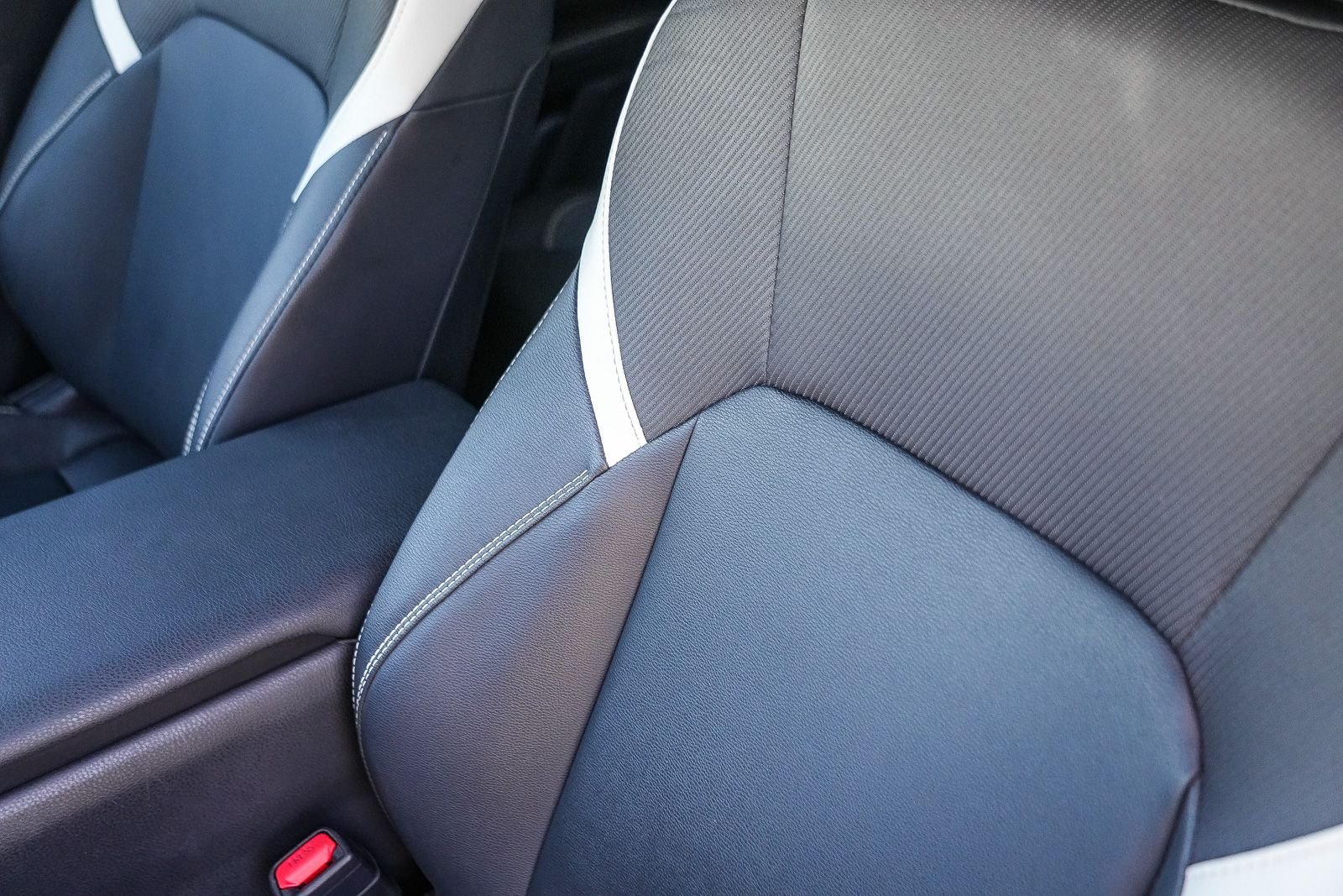 Certified 2025 Toyota Camry SE FWD image 25