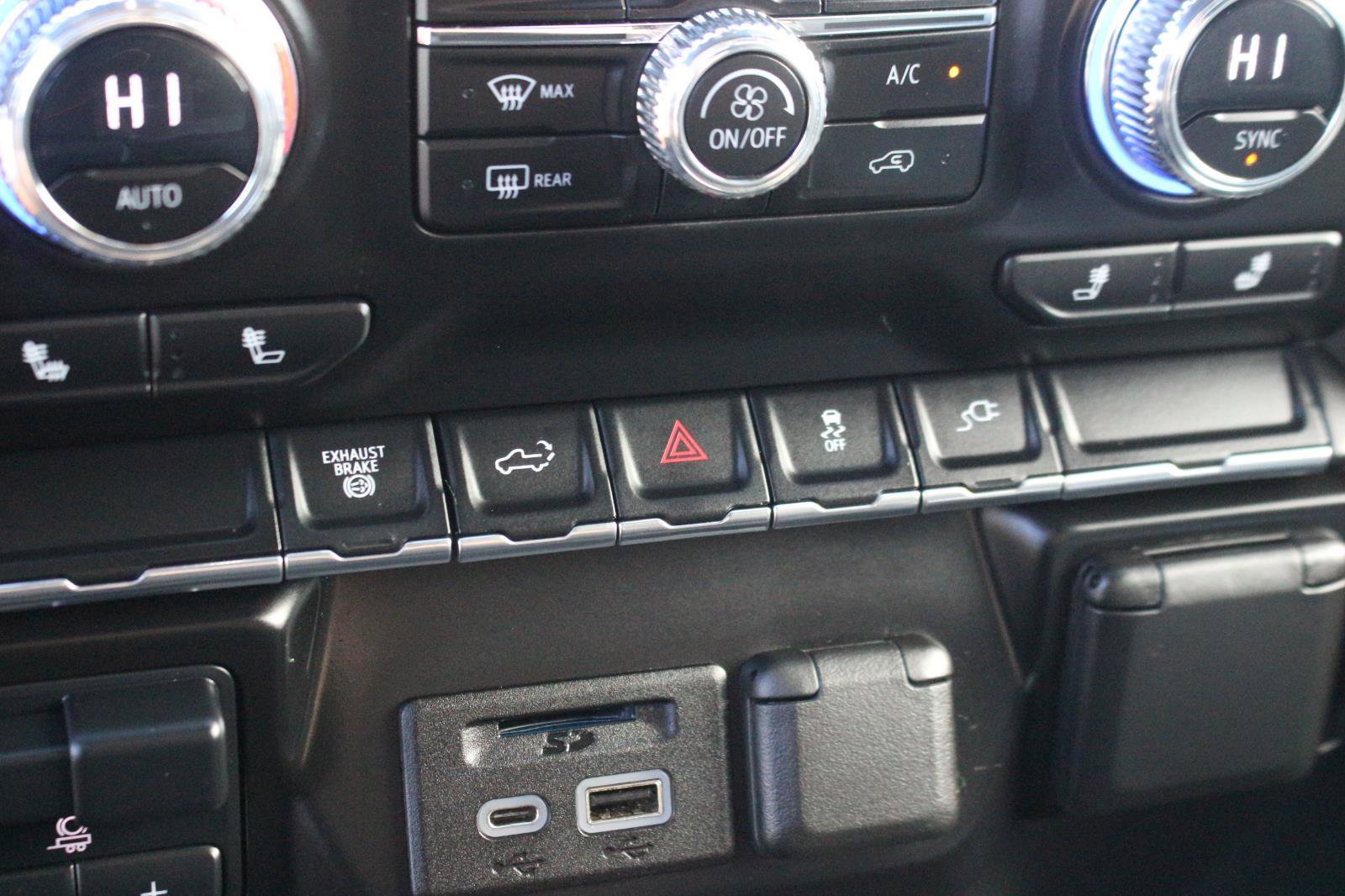 Used 2023 GMC Sierra 2500 SLE w/ SLE Value Package; AWD/4WD image 29