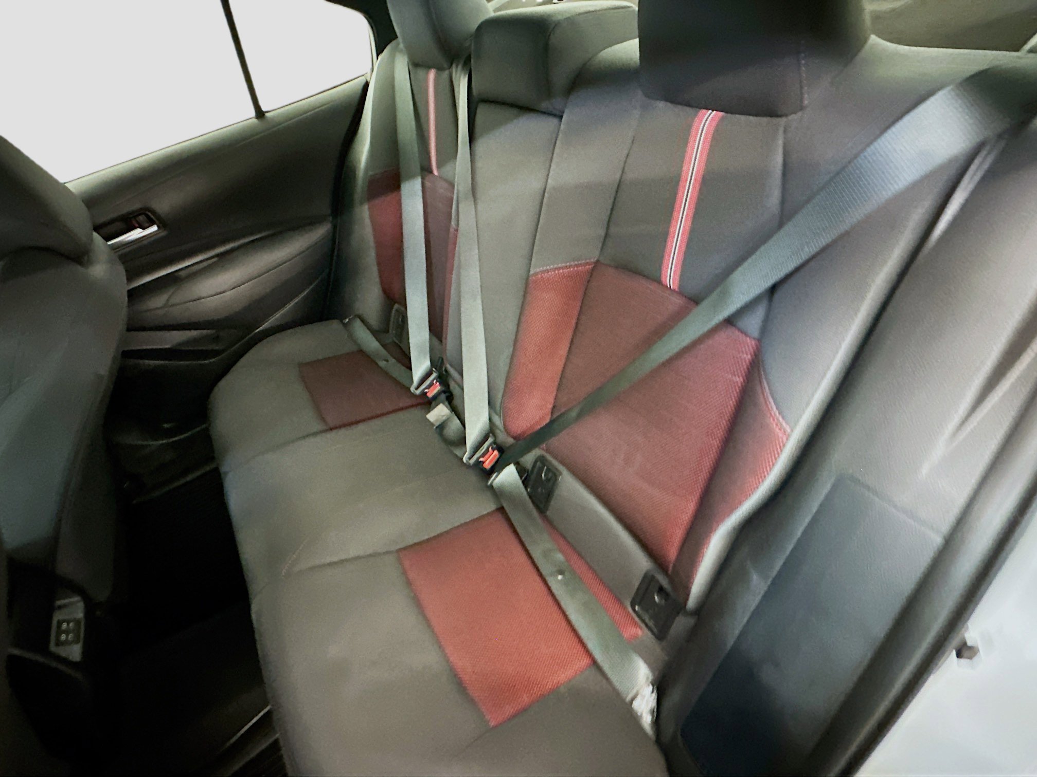 Used 2024 Toyota Corolla SE image 29