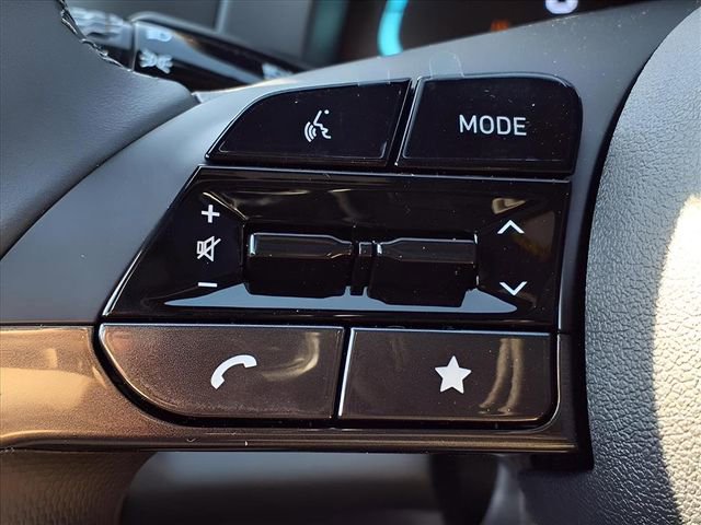 New 2025 Hyundai Elantra Sport image 21