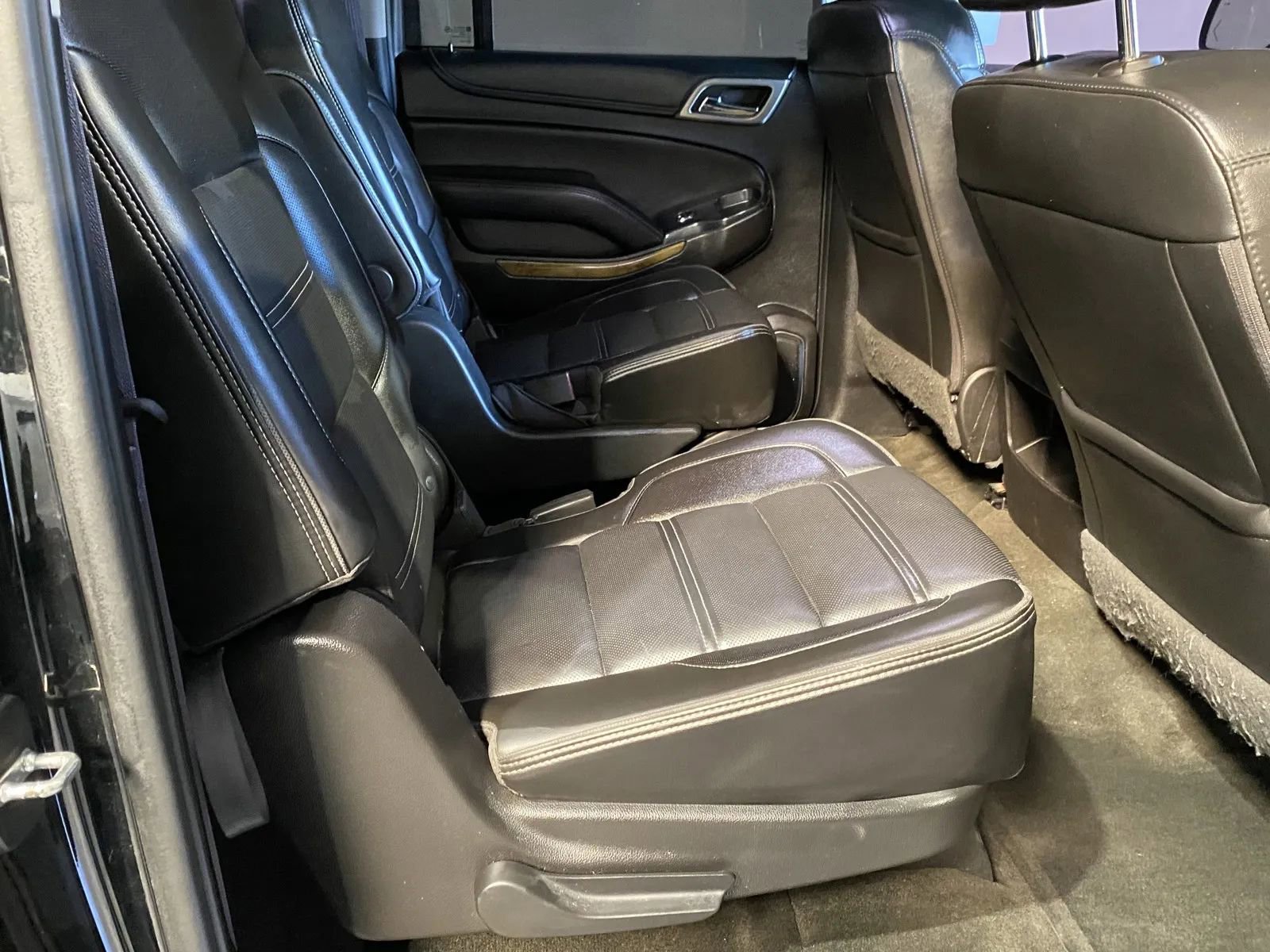 Used 2017 GMC Yukon XL Denali w/ Open Road Package image 7