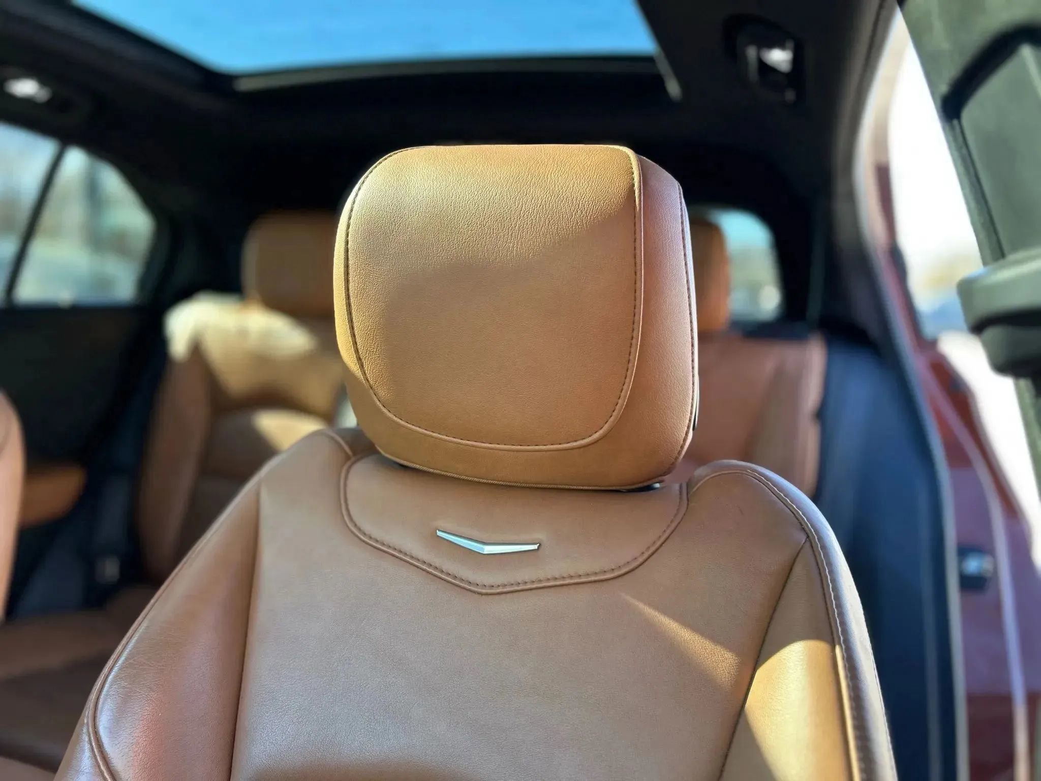 Used 2019 Cadillac XT4 Sport AWD/4WD image 32