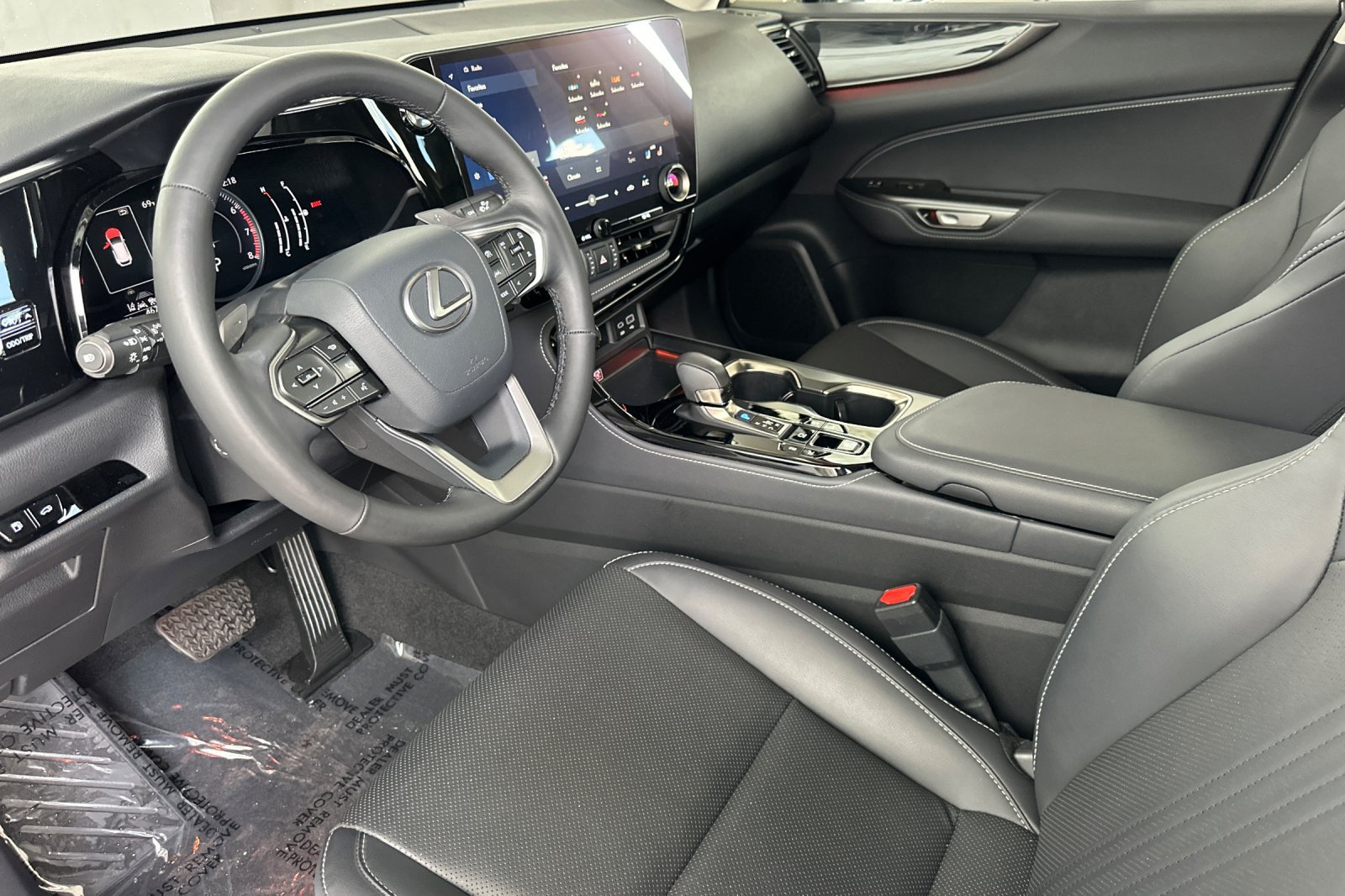 Used 2025 Lexus NX 350 AWD w/ Cold Area Package image 10