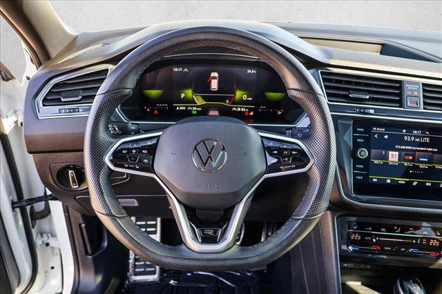 Used 2024 Volkswagen Tiguan SE R-Line AWD/4WD image 13