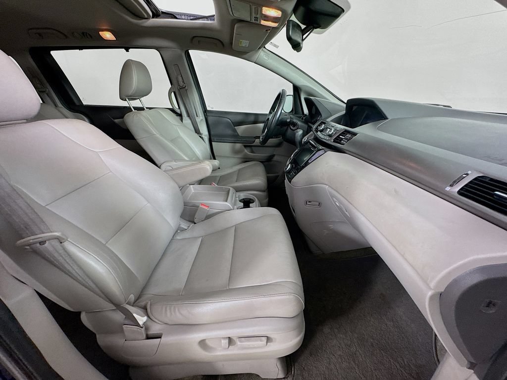 Used 2016 Honda Odyssey EX-L image 37