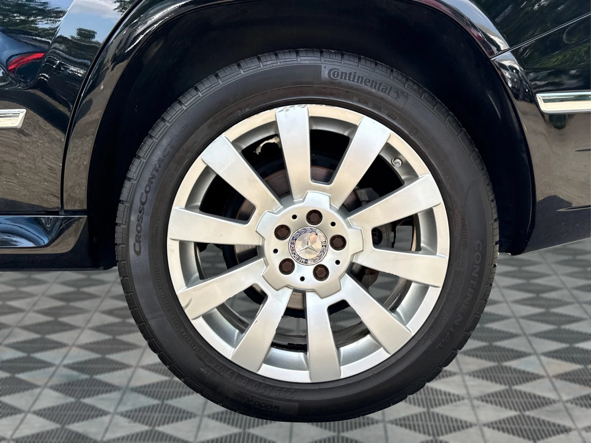 Used 2011 Mercedes-Benz GLK 350 4MATIC image 24
