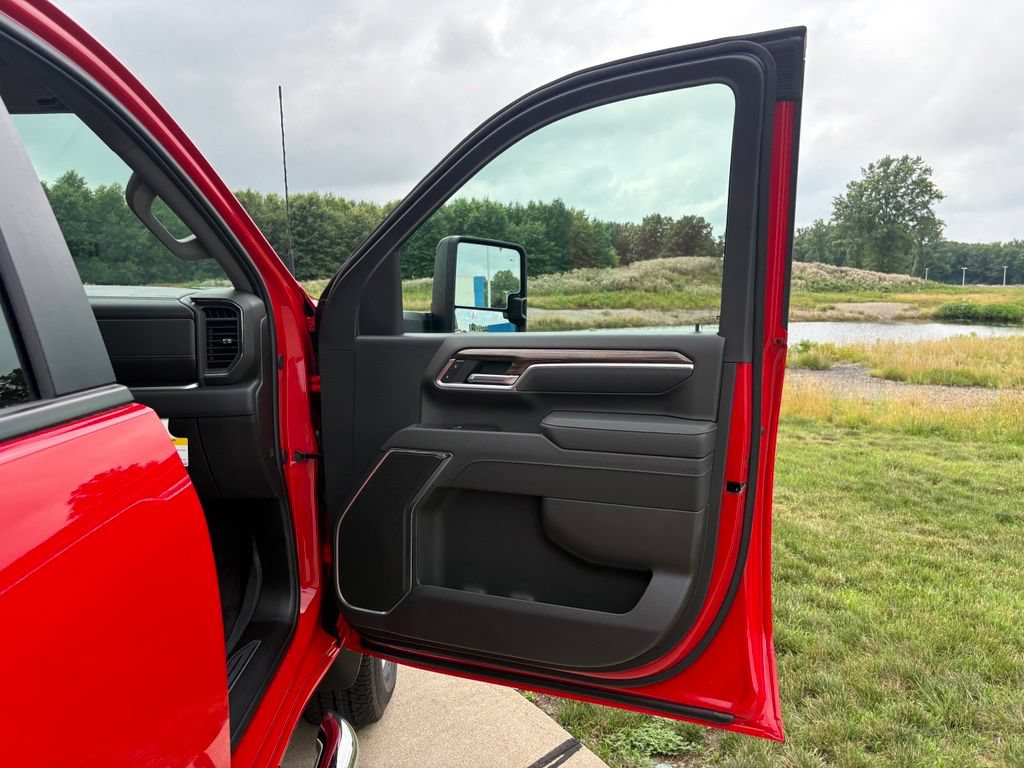 New 2026 Chevrolet Silverado 3500 LT w/ All Star Edition AWD/4WD image 33