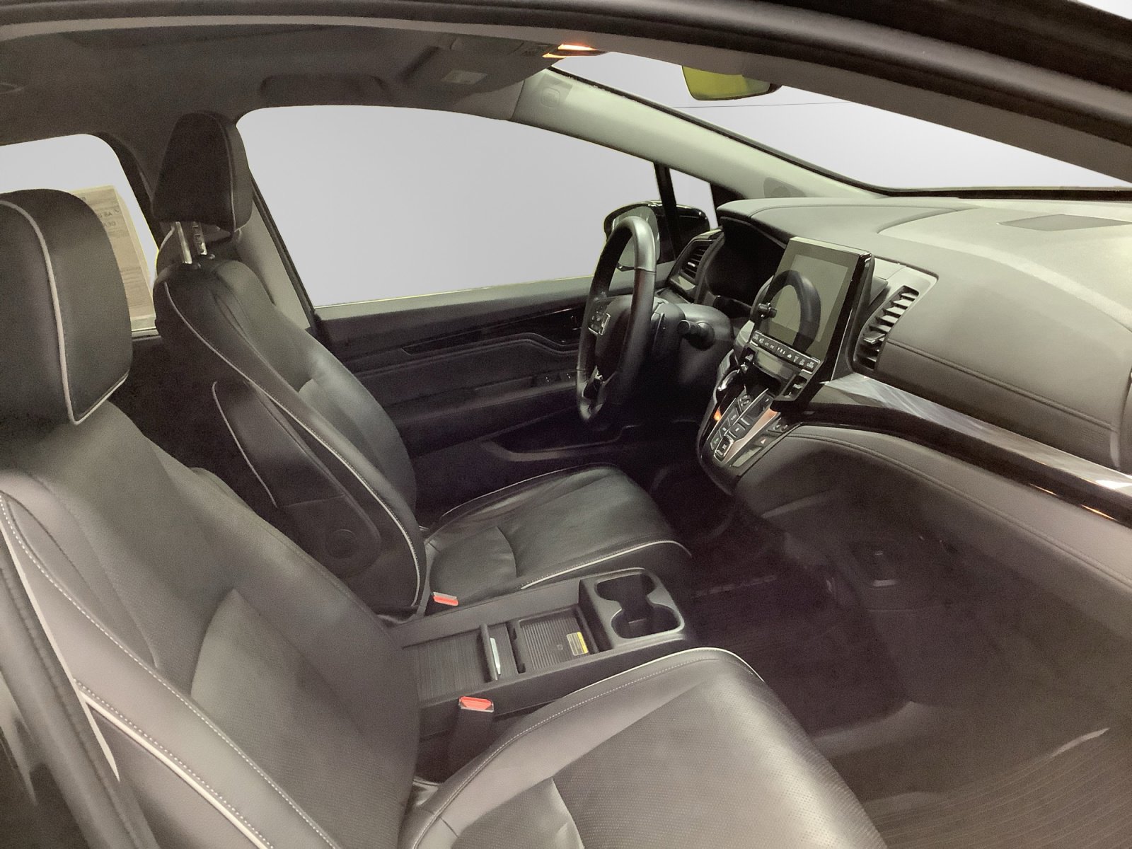 Used 2024 Honda Odyssey Elite image 15