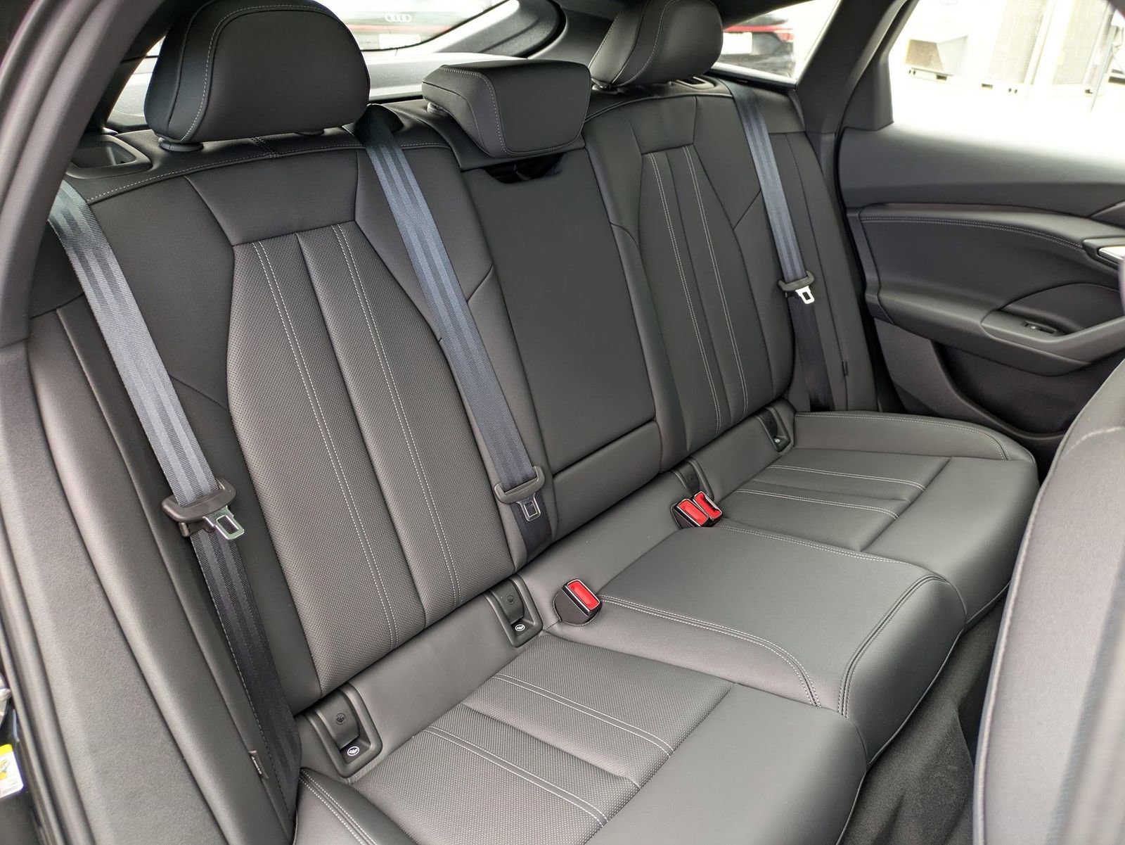New 2027 Audi A6 e-tron Premium Plus AWD/4WD image 11