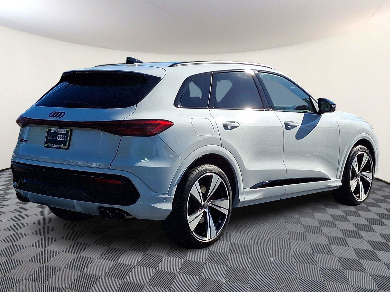 New 2026 Audi SQ5 Premium Plus AWD/4WD image 6