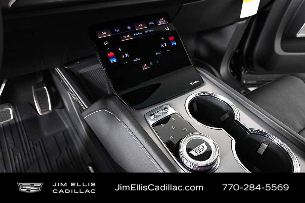 Used 2026 Cadillac Vistiq Sport w/ LPO, Floor Liner Package image 18