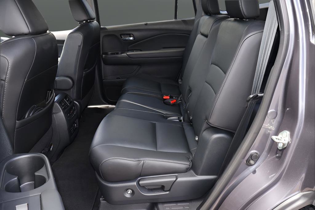 Used 2021 Honda Pilot Touring image 15