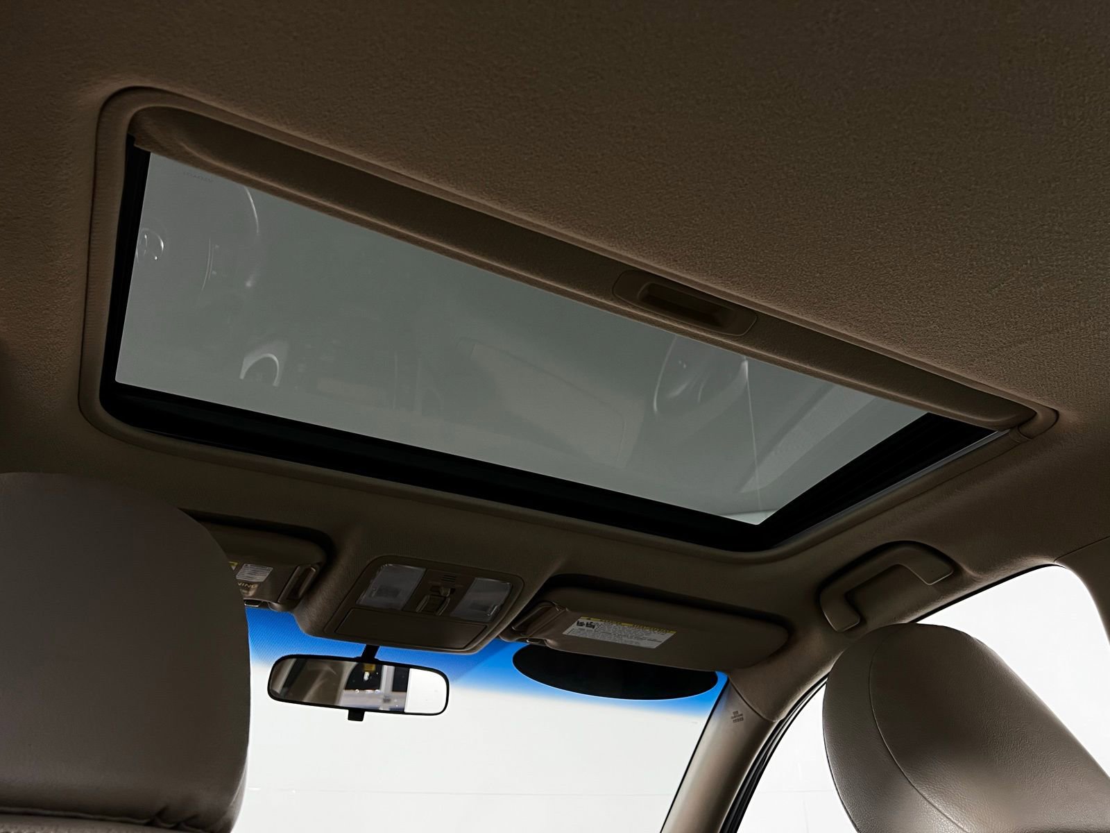 Used 2010 Toyota RAV4 Limited image 23