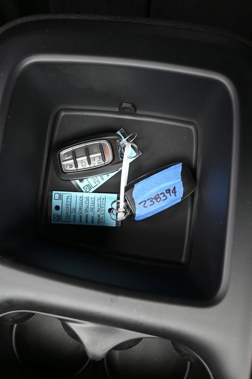 New 2026 Chrysler Pacifica Select w/ S Appearance Package image 19