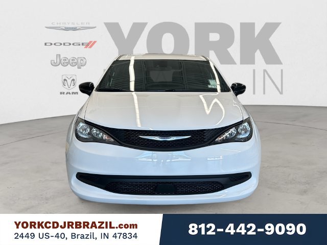 New 2027 Chrysler Pacifica LX FWD image 8