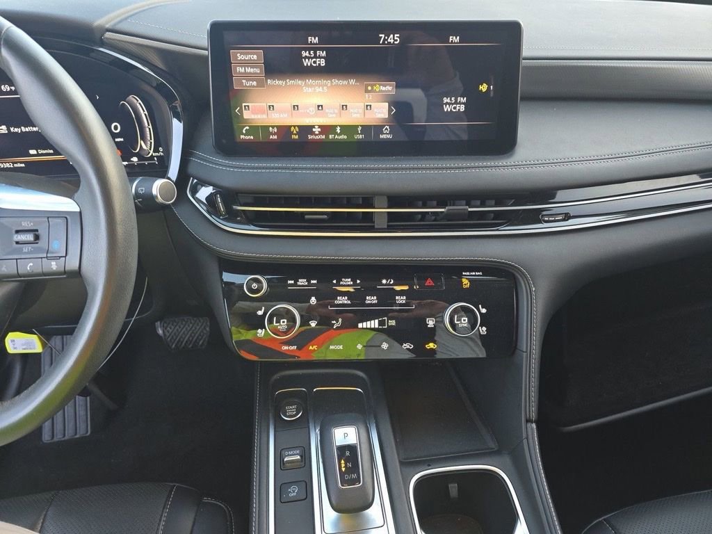 Certified 2023 INFINITI QX60 Luxe w/ Performance Audio Package image 14