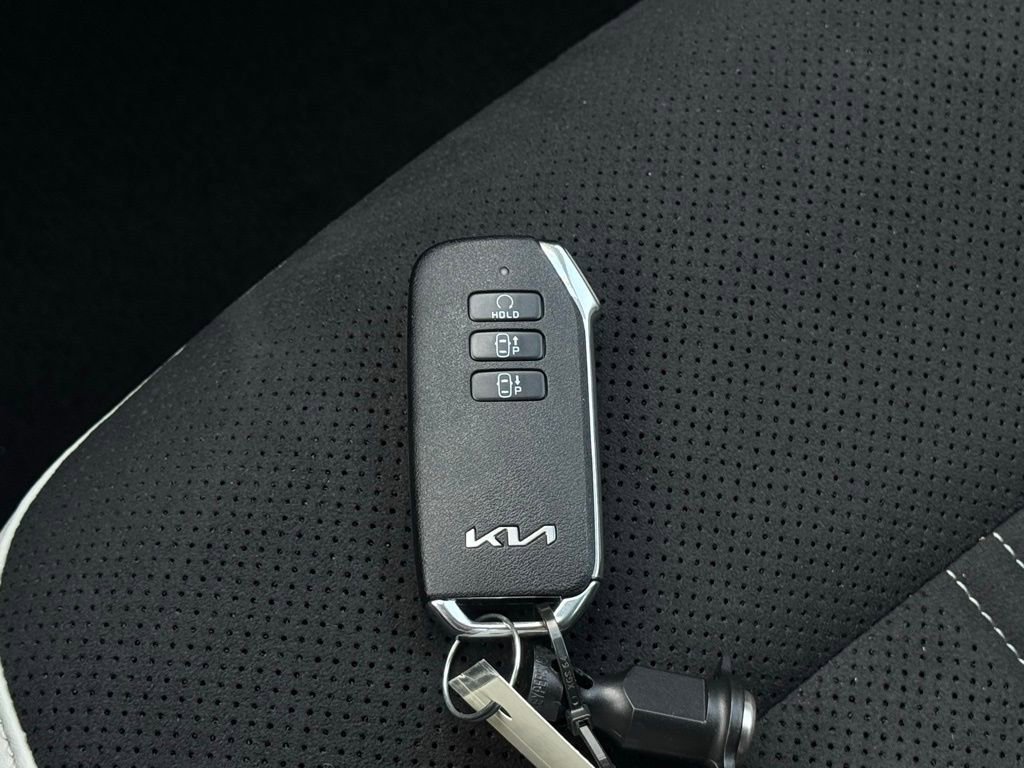 Used 2024 Kia EV6 GT-Line AWD/4WD image 37
