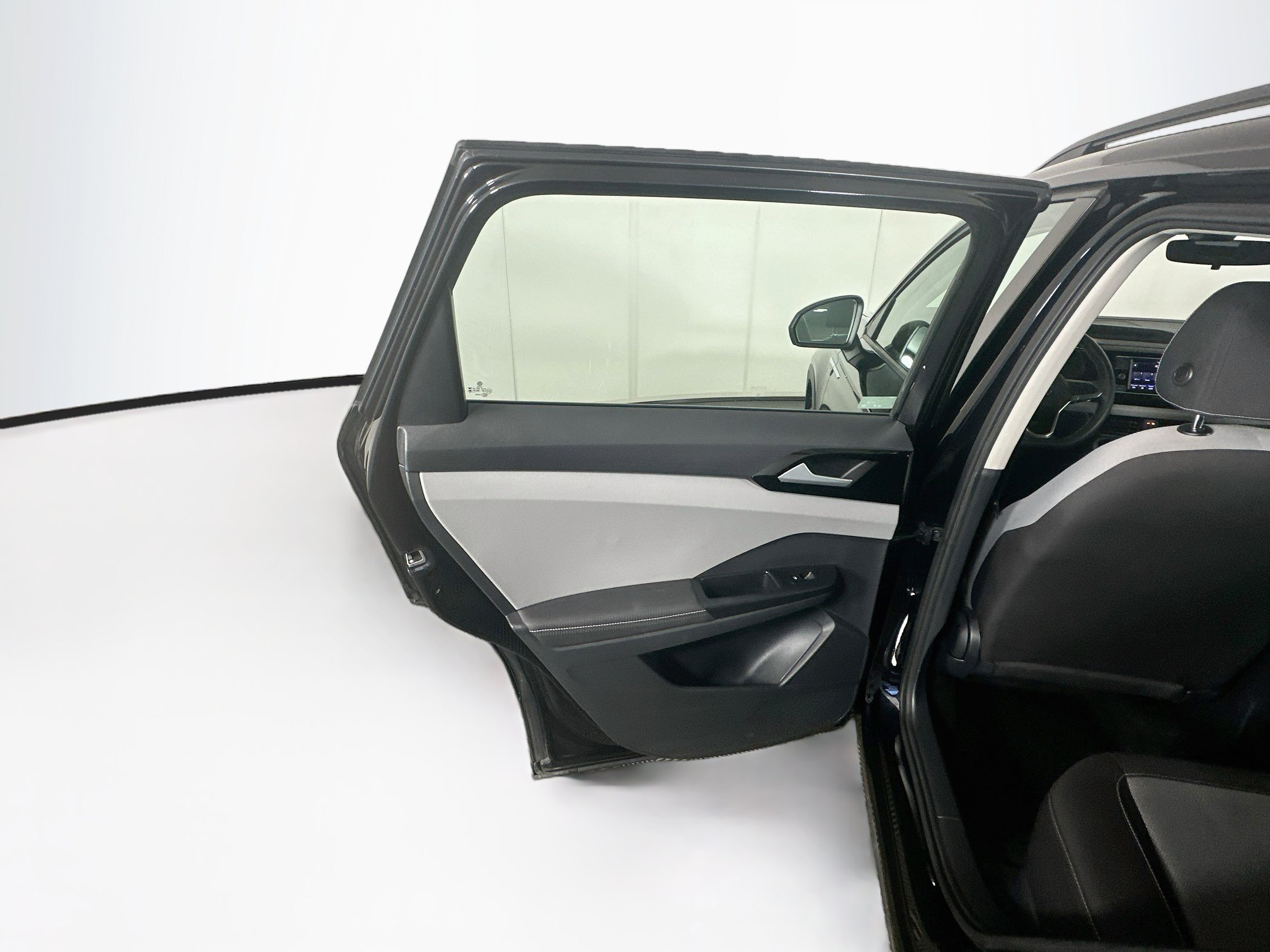 Used 2024 Volkswagen Taos S FWD image 25