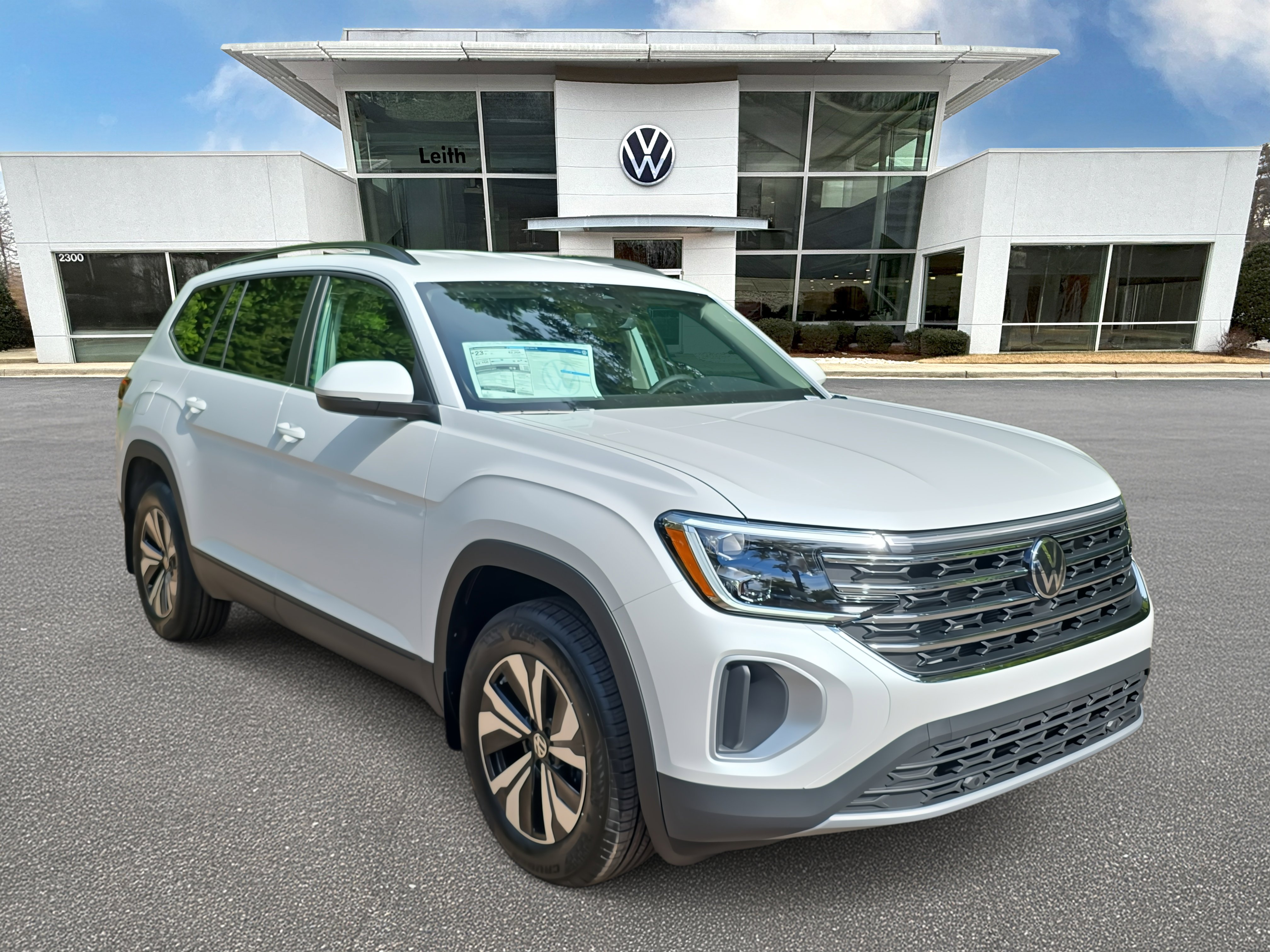 New 2026 Volkswagen Atlas SE image 1