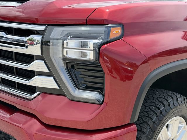 Used 2024 Chevrolet Silverado 2500 High Country w/ High Country Premium Package image 13