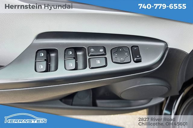 Used 2023 Hyundai Kona SEL w/ Cargo Package AWD/4WD image 15