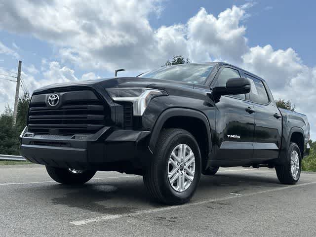 Used 2023 Toyota Tundra SR5 w/ SR5 Premium Package AWD/4WD image 25