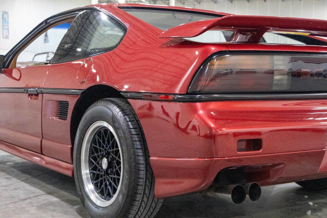 Used 1988 Pontiac Fiero GT image 27