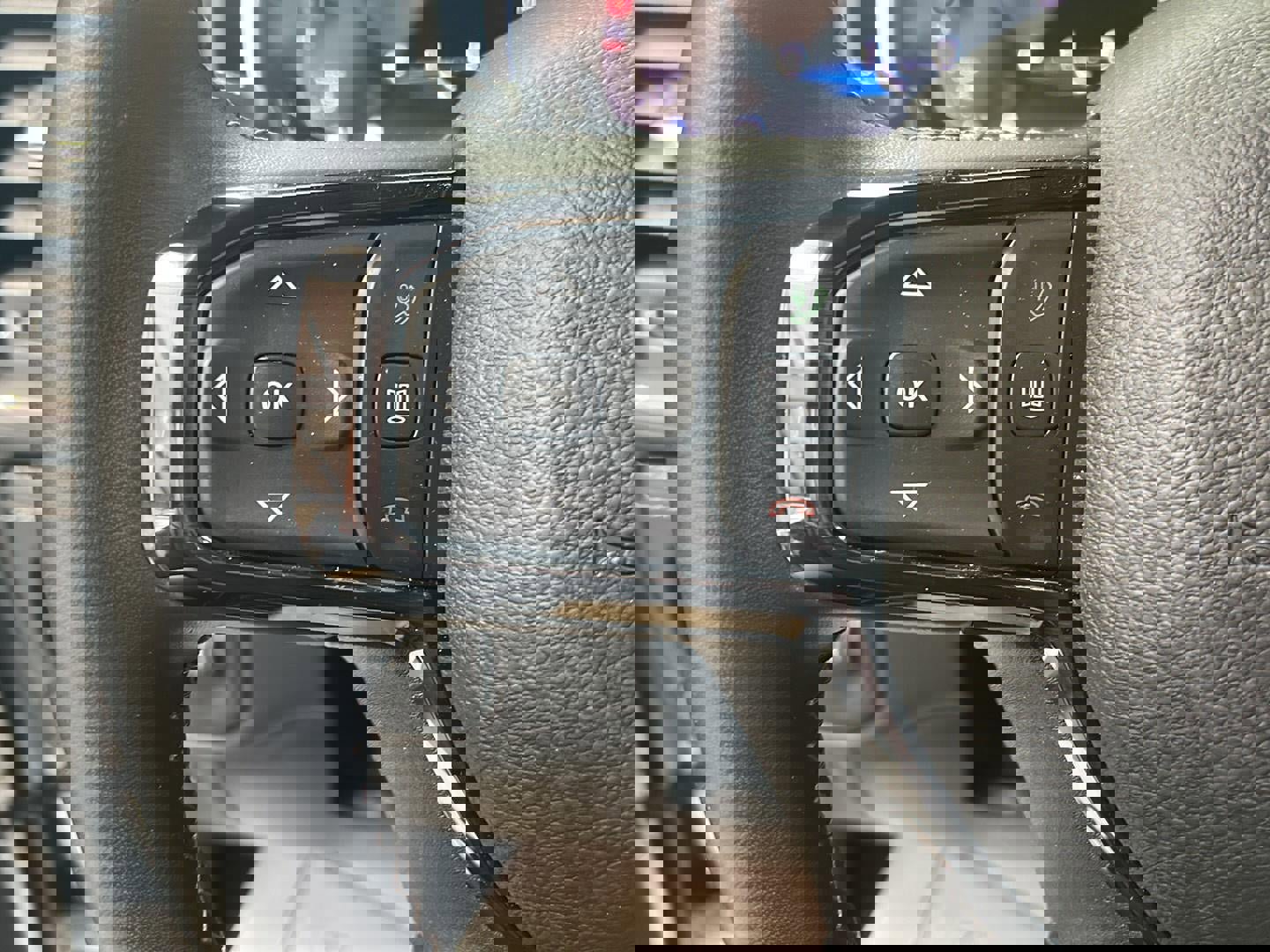 Used 2024 RAM 1500 Limited image 18