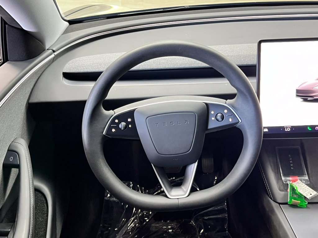 Used 2025 Tesla Model 3 Long Range RWD image 19