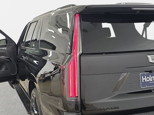 Used 2026 Cadillac Escalade ESV V w/ LPO, ONYX Package AWD/4WD image 34