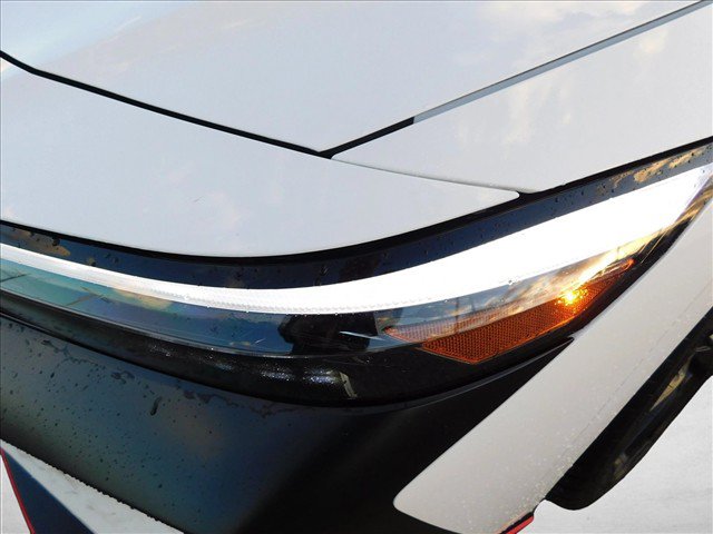 Used 2026 Hyundai Elantra N FWD image 7