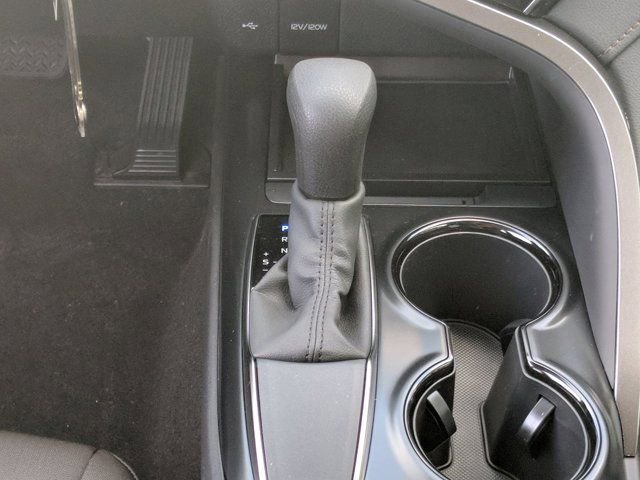 Used 2020 Toyota Camry LE FWD image 18
