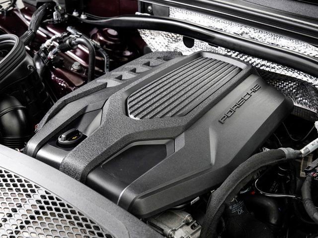 Certified 2023 Porsche Macan Turbo image 29