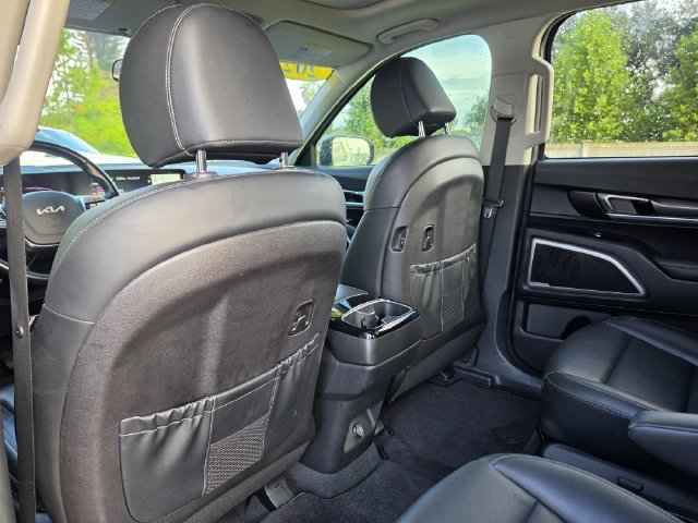 Certified 2023 Kia Telluride S w/ S Sunroof Package FWD image 9