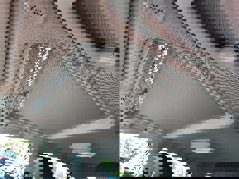 Used 2018 BMW 320i Sedan w/ Convenience Package image 54