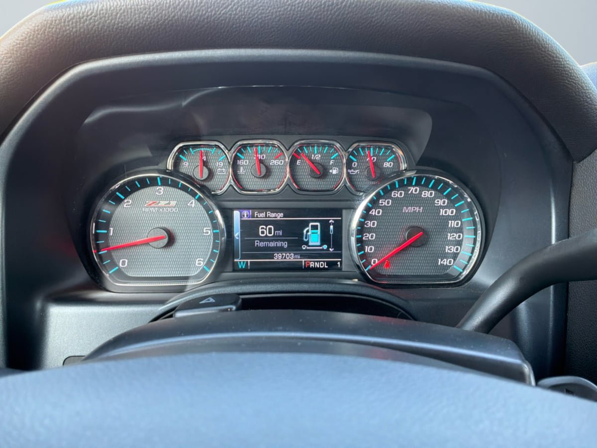 Used 2019 Chevrolet Silverado 2500 LT w/ LT Convenience Package AWD/4WD image 12